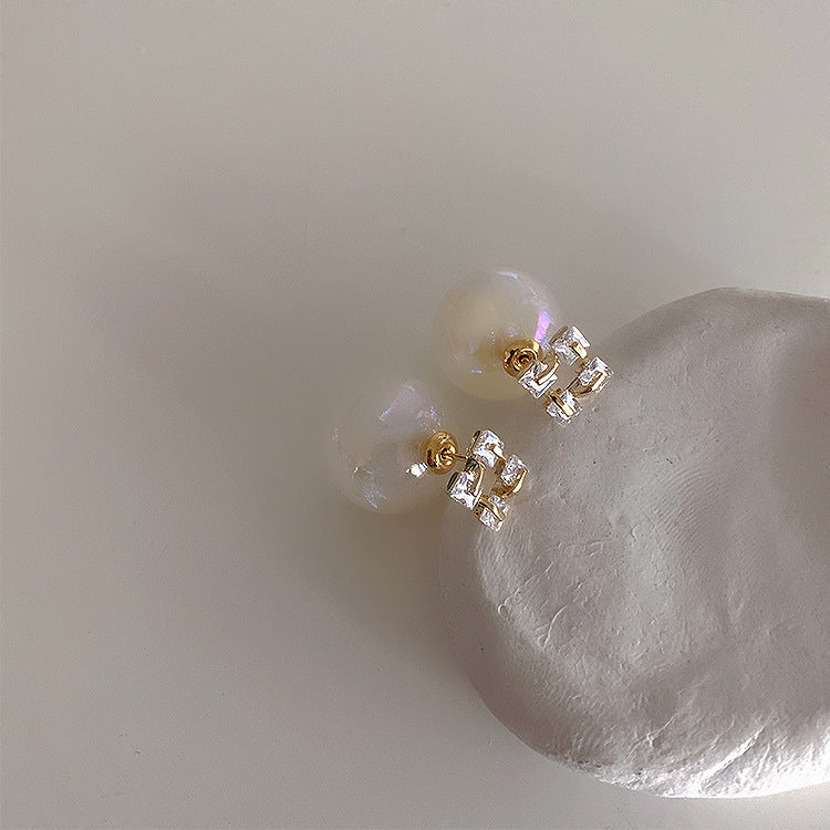Pearl Metal Zircon Stud Earrings Women's Personality Simple and Versatile Temperament Fashion Earrings