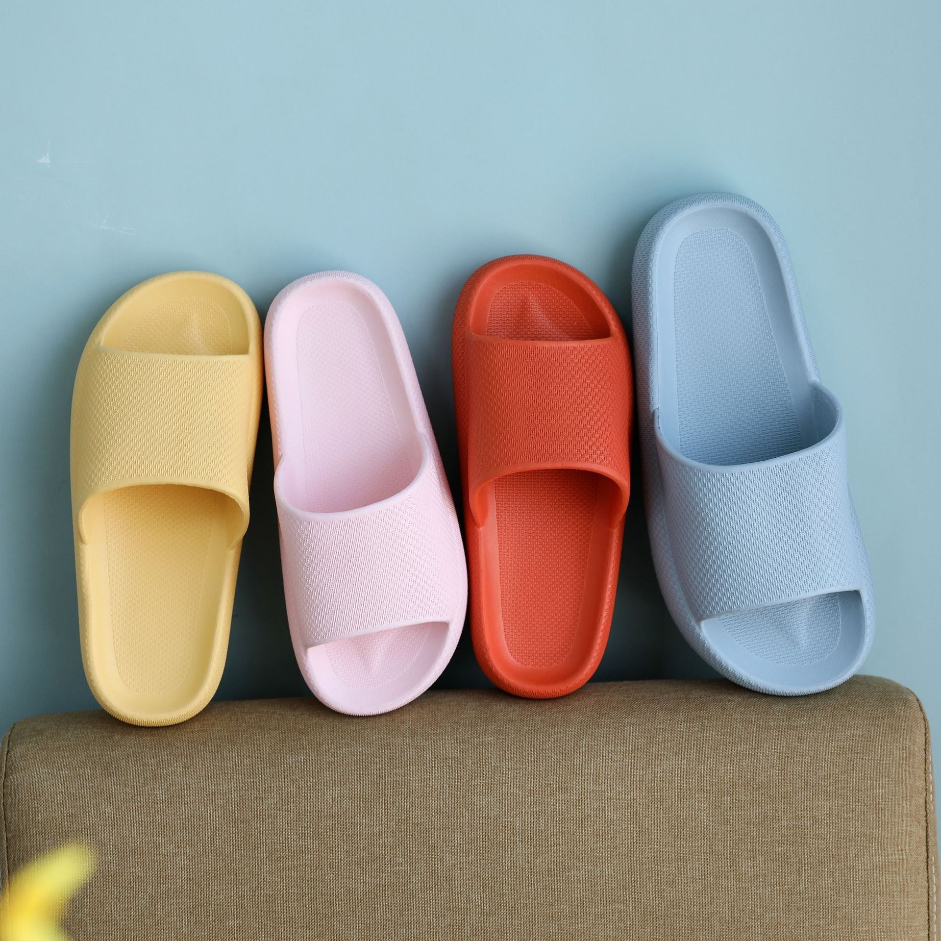 Tuochi Shoes Anti-Odor Slippers For Women, Summer Home Use, Non-Slip Indoor Thick-Soled Couple's Men's Sandals, Summer Breathable Height-Increasing Slippers