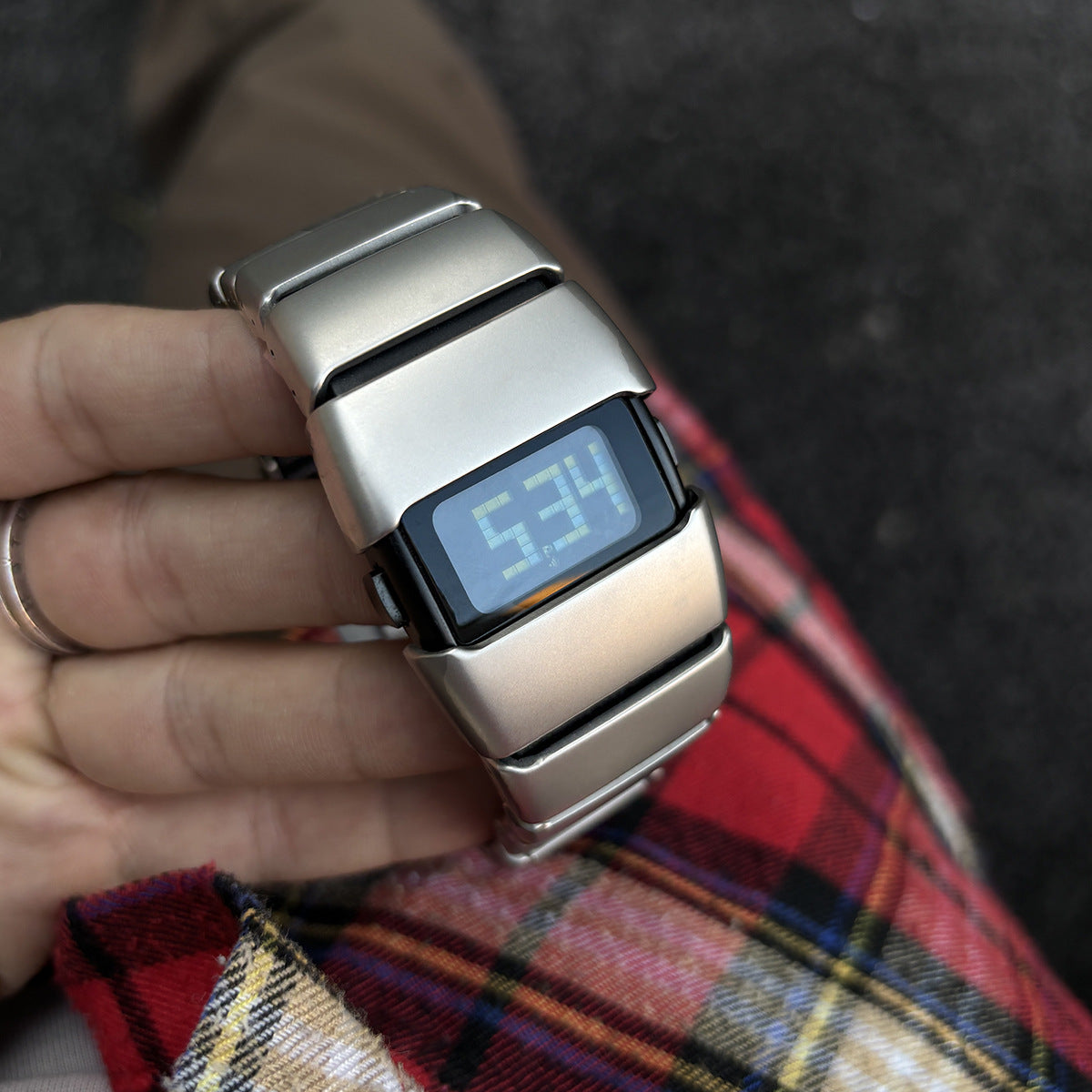 Y2K Millennium Alien Middle Ancient Original Design Watch Men's And Women's American Fashion Vintage Niche Cross-border Watch
