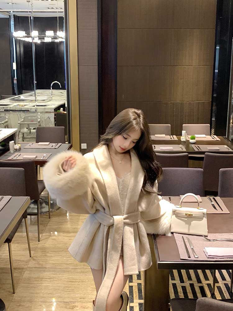 V-neck Lace-up Woolen Coat For Women 2023 Autumn And Winter Long Sleeve Loose High-grade Overcoat Stitching Mid-length Top