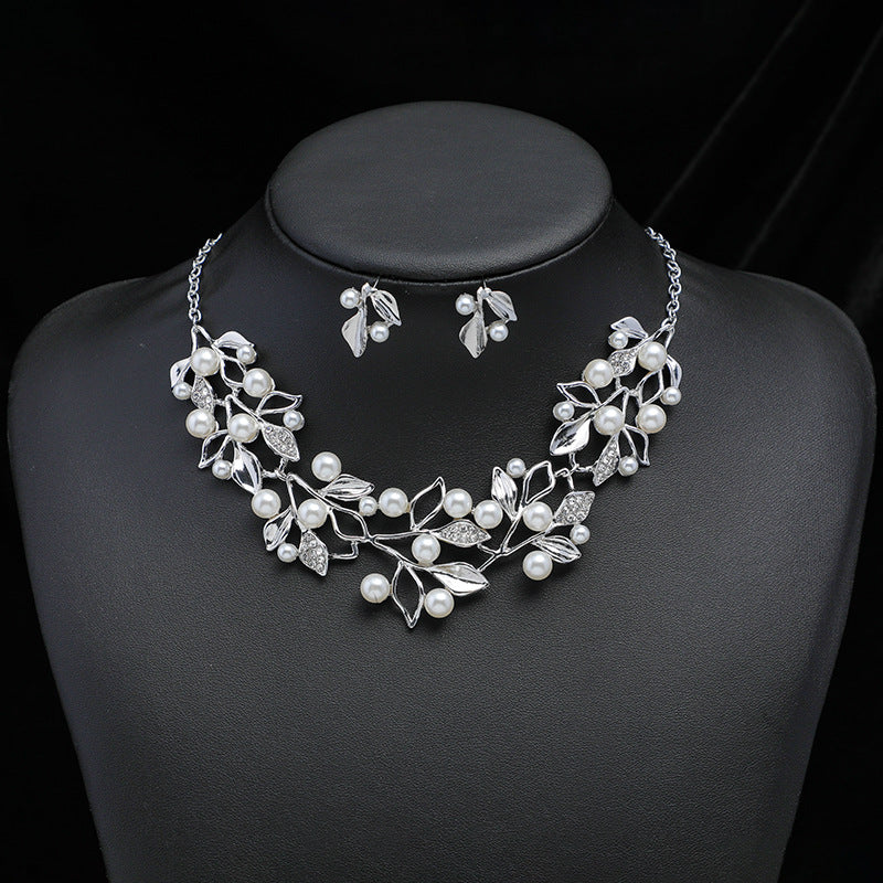 New Light Luxury Niche Design Sense Fashion Pearl Pendant Necklace Earrings Two-Piece Clavicle Chain