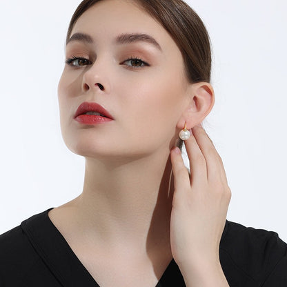 French New Classic Elegant Imitation Pearl Drop Earrings for Women Exquisite Dangle Wedding Earring Statement Fashion Jewelry