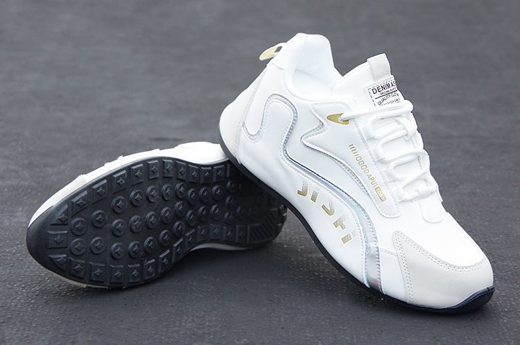 Men's running sports shoes, new men's shoes, leather surface travel shoes, trendy and fashionable shoes, comfortable and casual