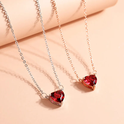 Exquisite Red Heart Pendant Necklace Cubic Zirconia Crystal Chain Necklace for Women Short Necklace Charm Jewelry Gifts