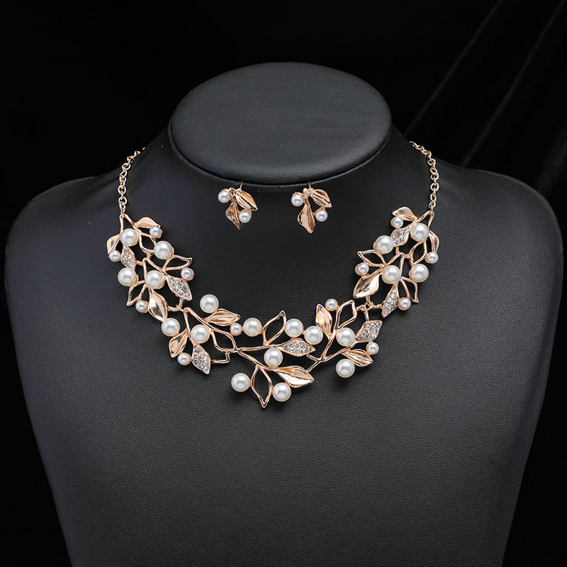 New Light Luxury Niche Design Sense Fashion Pearl Pendant Necklace Earrings Two-Piece Clavicle Chain