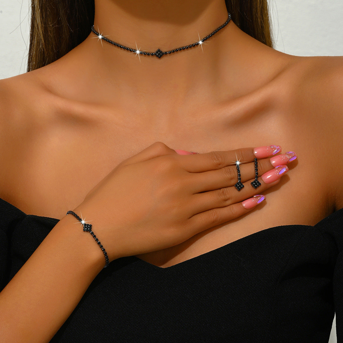 Fashion New Ins Niche Fashion Personality High-grade Versatile Claw Chain Necklace Stud Earrings Bracelet Three-piece Set