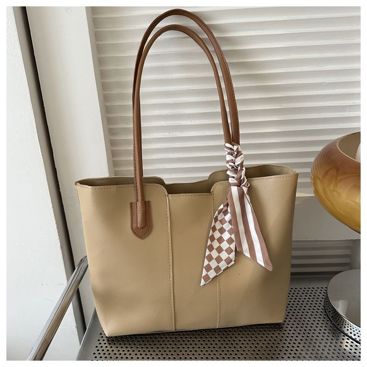 Simple Commuter Large Capacity Bag Women's Korean Fashion Tote Bag 2024 Spring And Summer Niche Texte Shoulder Handbag