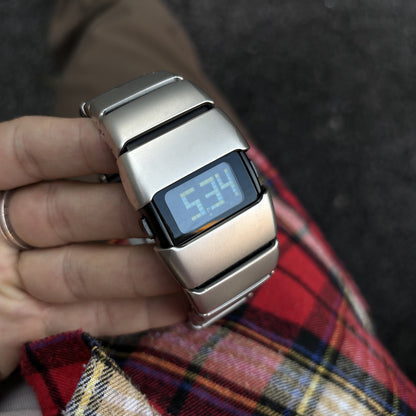 Y2K Millennium Alien Middle Ancient Original Design Watch Men's And Women's American Fashion Vintage Niche Cross-border Watch